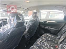 نيسان سيلفي